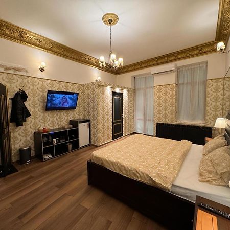 The King Suite With Balcony View Piata Romana Bucarest Esterno foto